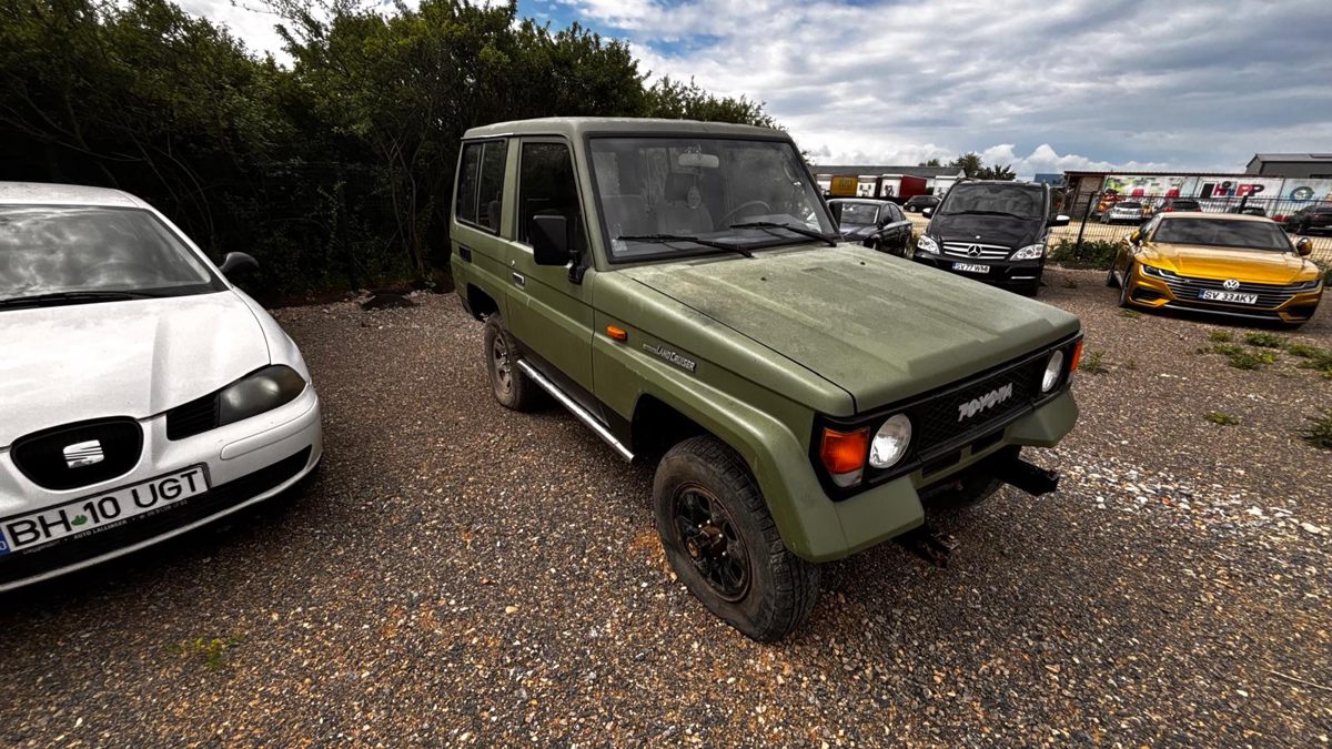 Autoturism Toyota Land Cruiser - BN 044085 1