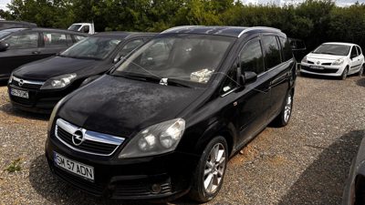 Autoturism Opel Zafira - SM 57 ADN