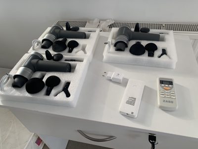 Pistol masaj PINOGUM Q1 cu accesorii