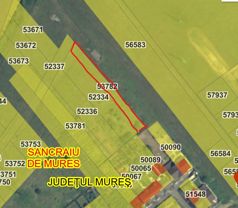 Teren construibil - intravilan in suprafata de 688 MP 1