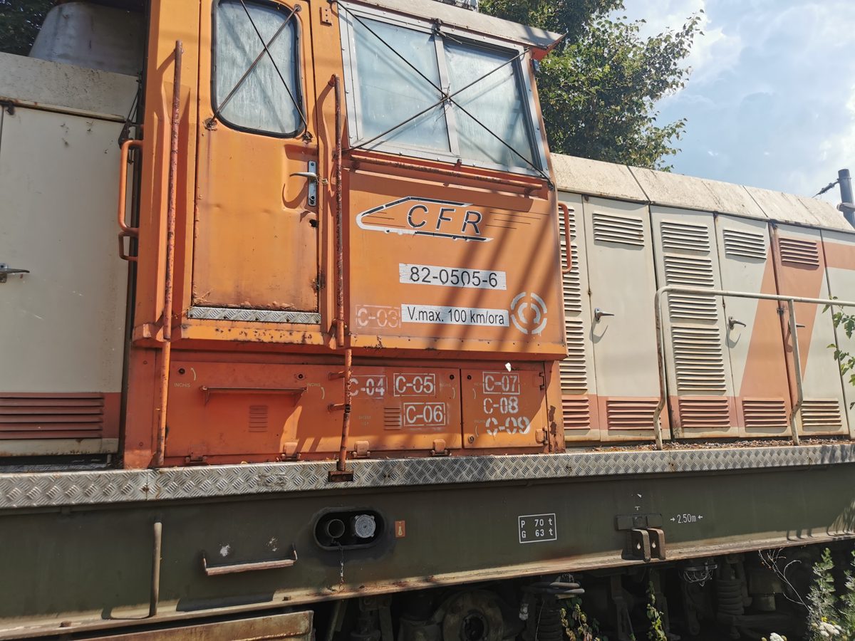 Locomotiva 45229 - LOCOMOTIVA LDH 1500 CP 820505-6 (30.05.1977) 1
