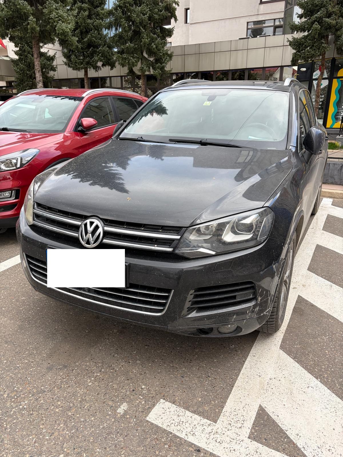 Autoturism marca Volkswagen model Touareg 1