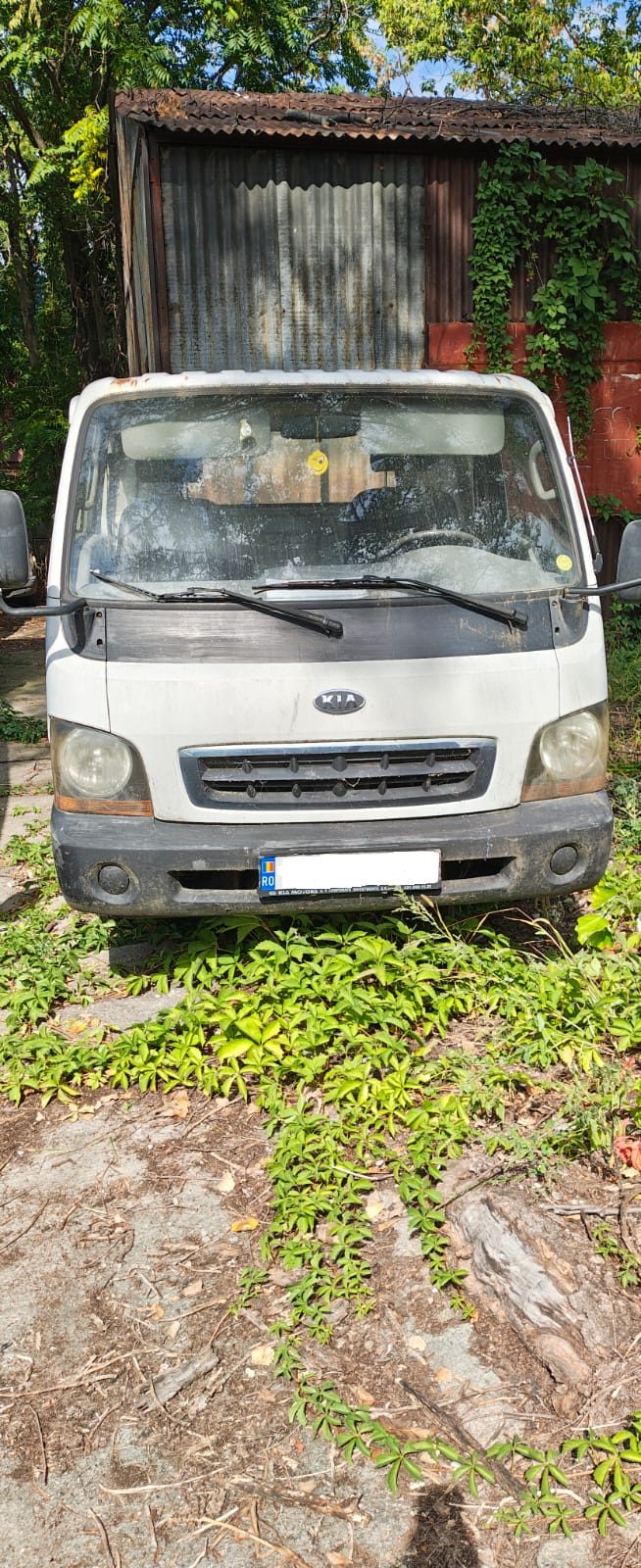 Alte marca KIA model SD0332 K2500 culoare ALB 1