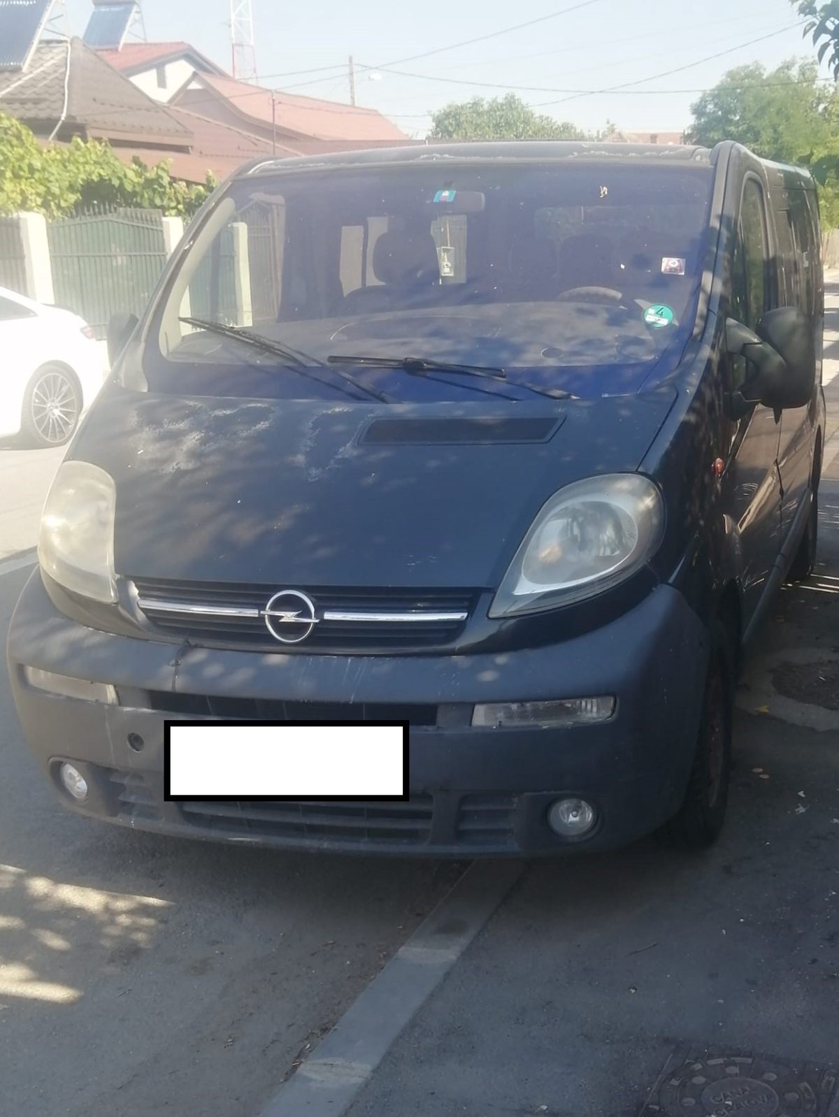 AUTOTURISM MARCA OPEL  MODEL  VIVARO (2001-2014) 1