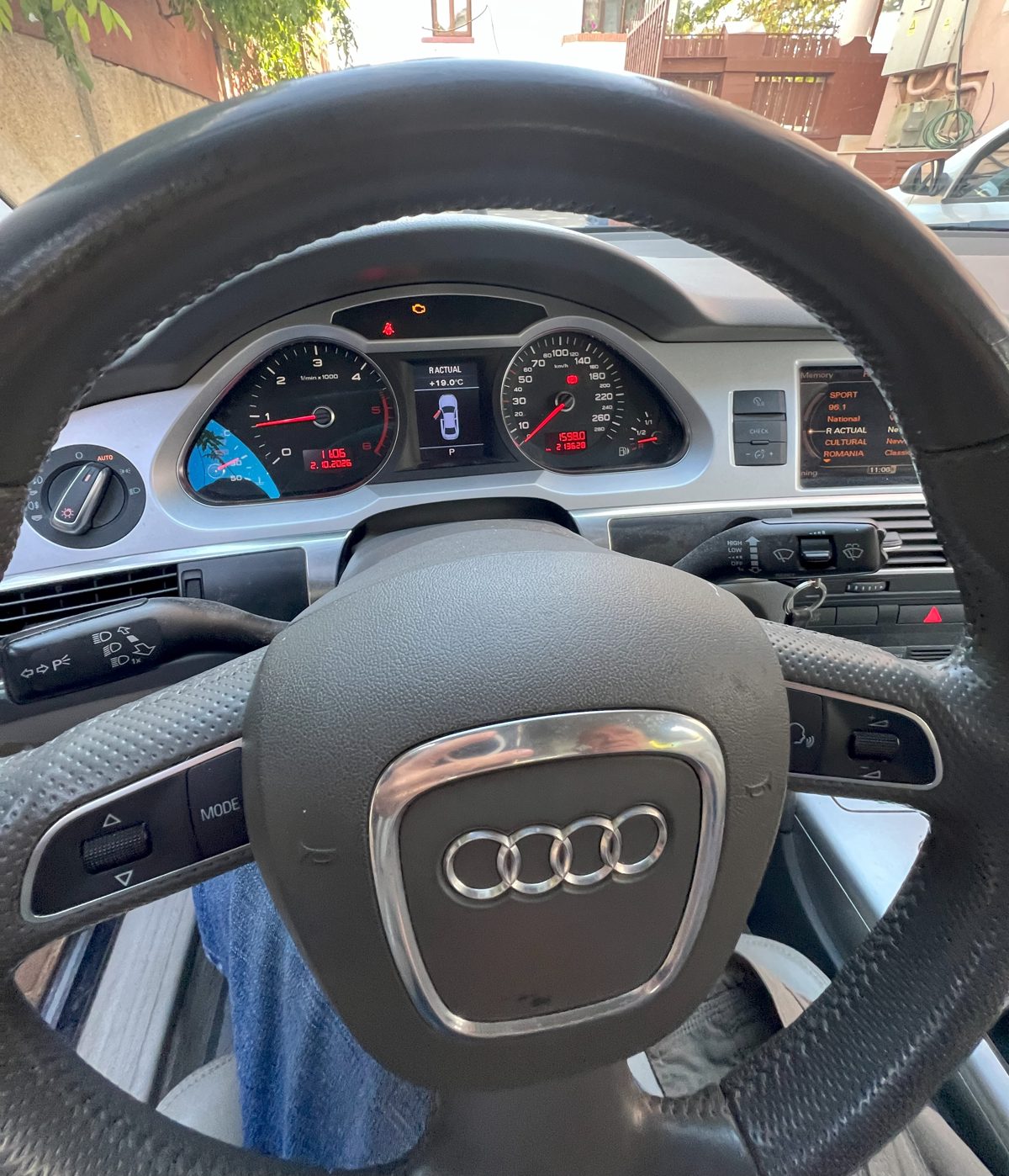 Autoturism marca Audi model A6 culoare Albastru 1