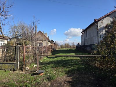 Teren construibil - INTRAVILAN in suprafata de 191 MP