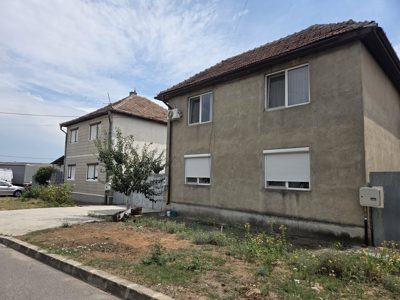 Casa si teren intravilan