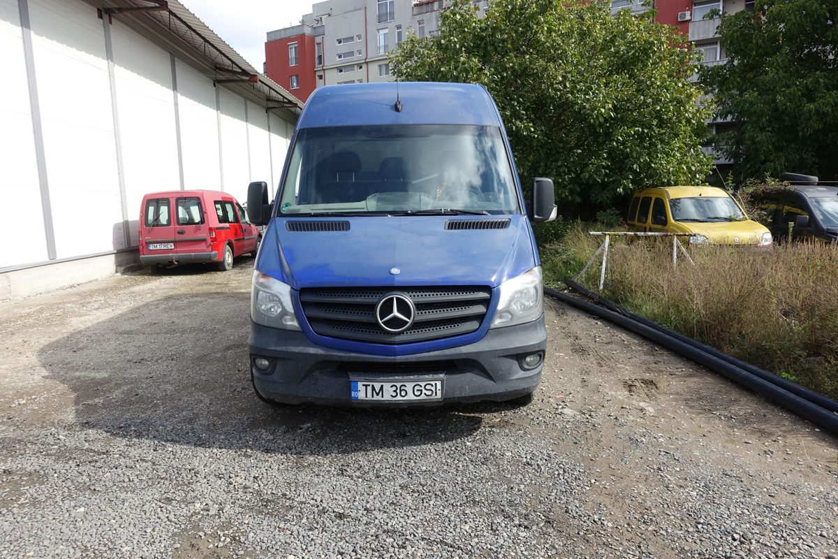 AUTOUTILITARA marca MERCEDES model MERCEDES-BENZ SPRINTER 906BB35 MEB24VA3 LMMD1350N 1