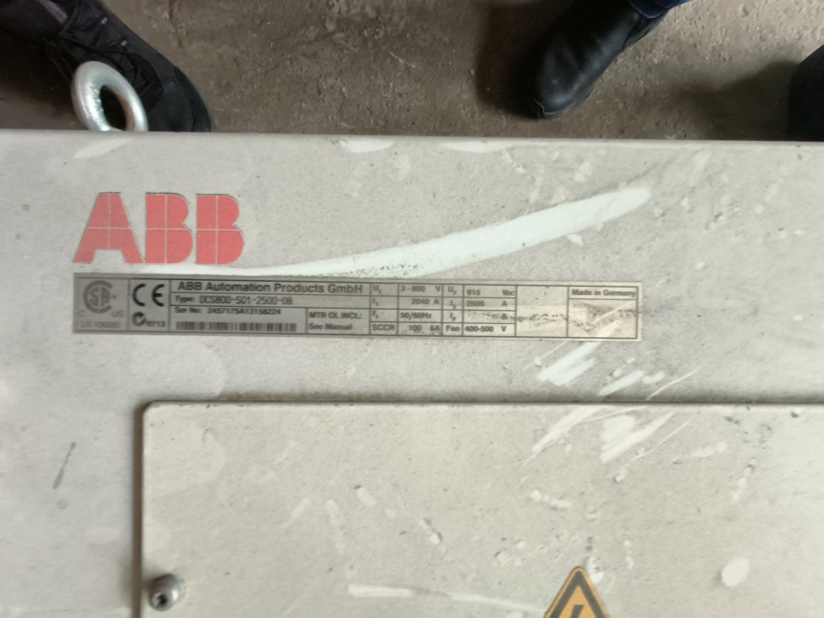 Convertor de putere v in=800 vac vout=800 1
