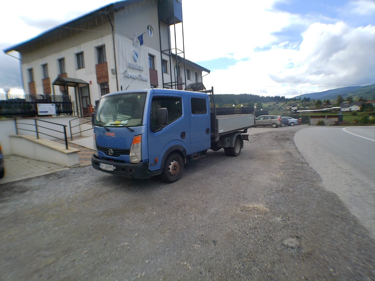 Alte marca NISSAN model CABSTAR culoare ALBASTRU-GRI 1