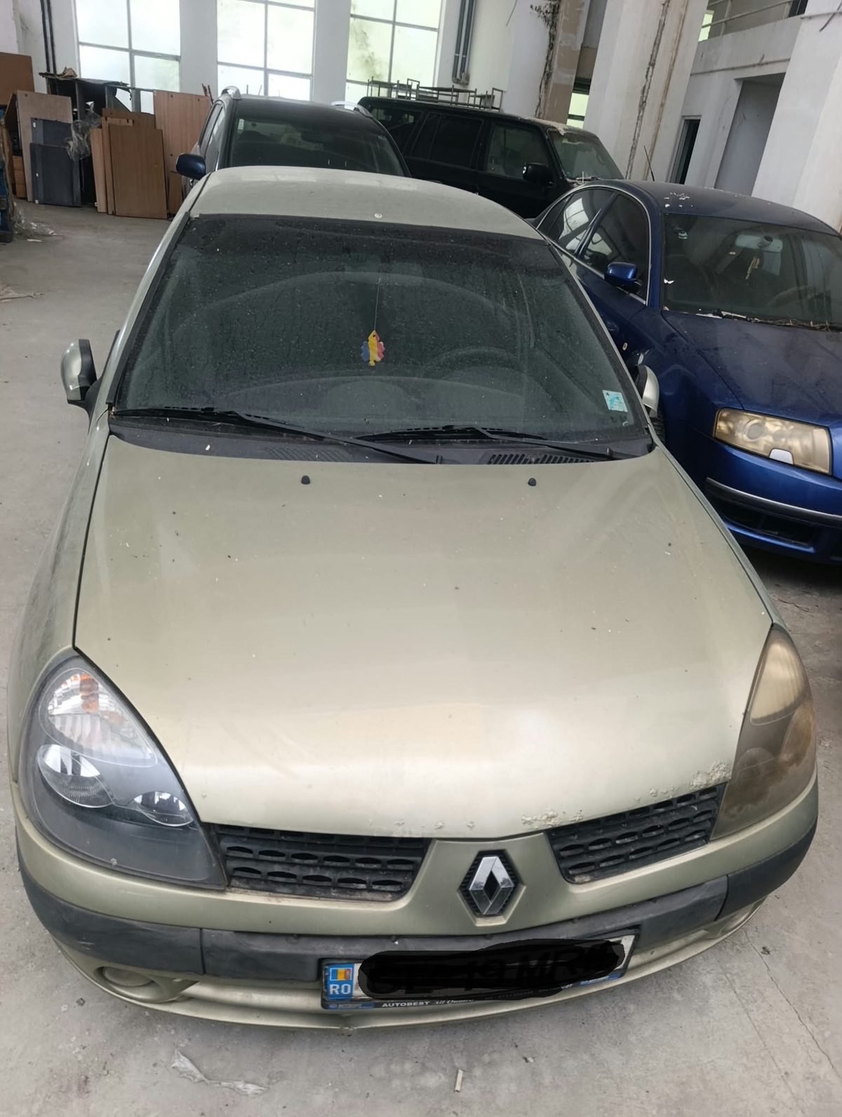 Autoturism marca Renault model Clio 1
