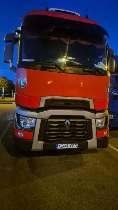 Cap tractor marca RENAULT T HD001