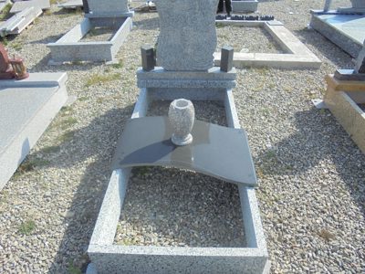 Monument funerar