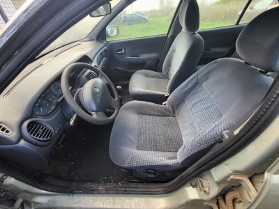 Autoturism M1 marca RENAULT model MEGANE CLASSIC LA1105
