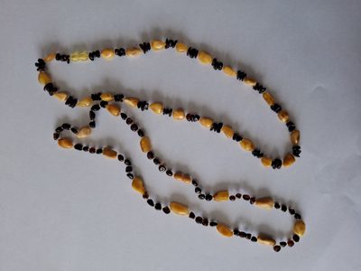 Șirag chihlimbar șlefuit Lot 133