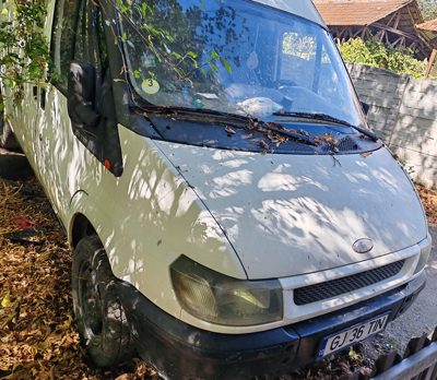 Autoutilitară marca Ford model Transit Fafy