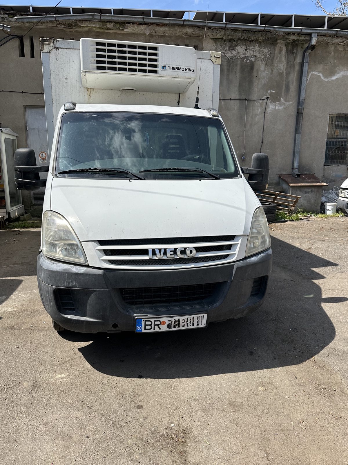 Izoterma marca IVECO model Daily 50C15 culoare Alb 1