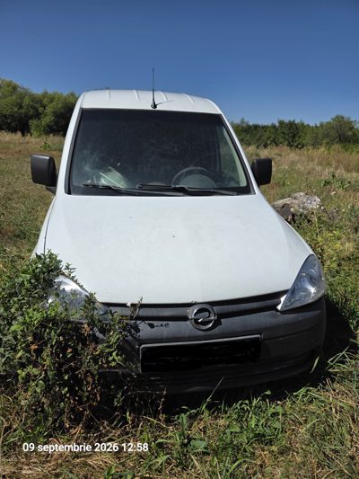 Autoutilitara N1 marca OPEL model COMBO C-VAN BG11 culoare Alb