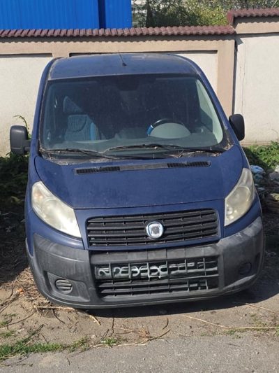 AUTO marca FIAT model SCUDO 270 ZXA1A