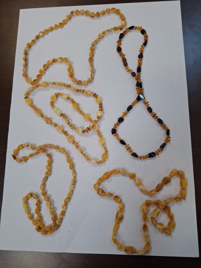 Sirag chihlimbar slefuit Lot 8