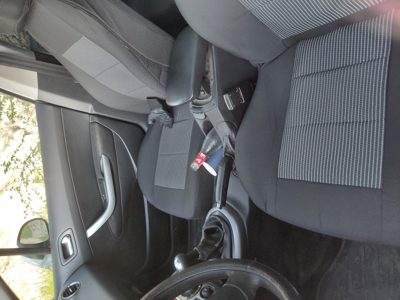 Autoturism marca Peugeot model 308 4