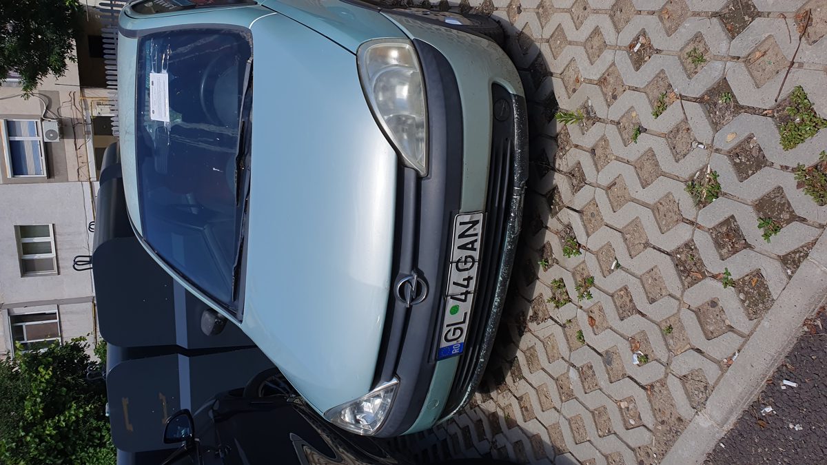 Autoturism marca Opel model Corsa-C DB11 1