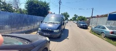 Autoturism marca Ford model Transit culoare Albastru