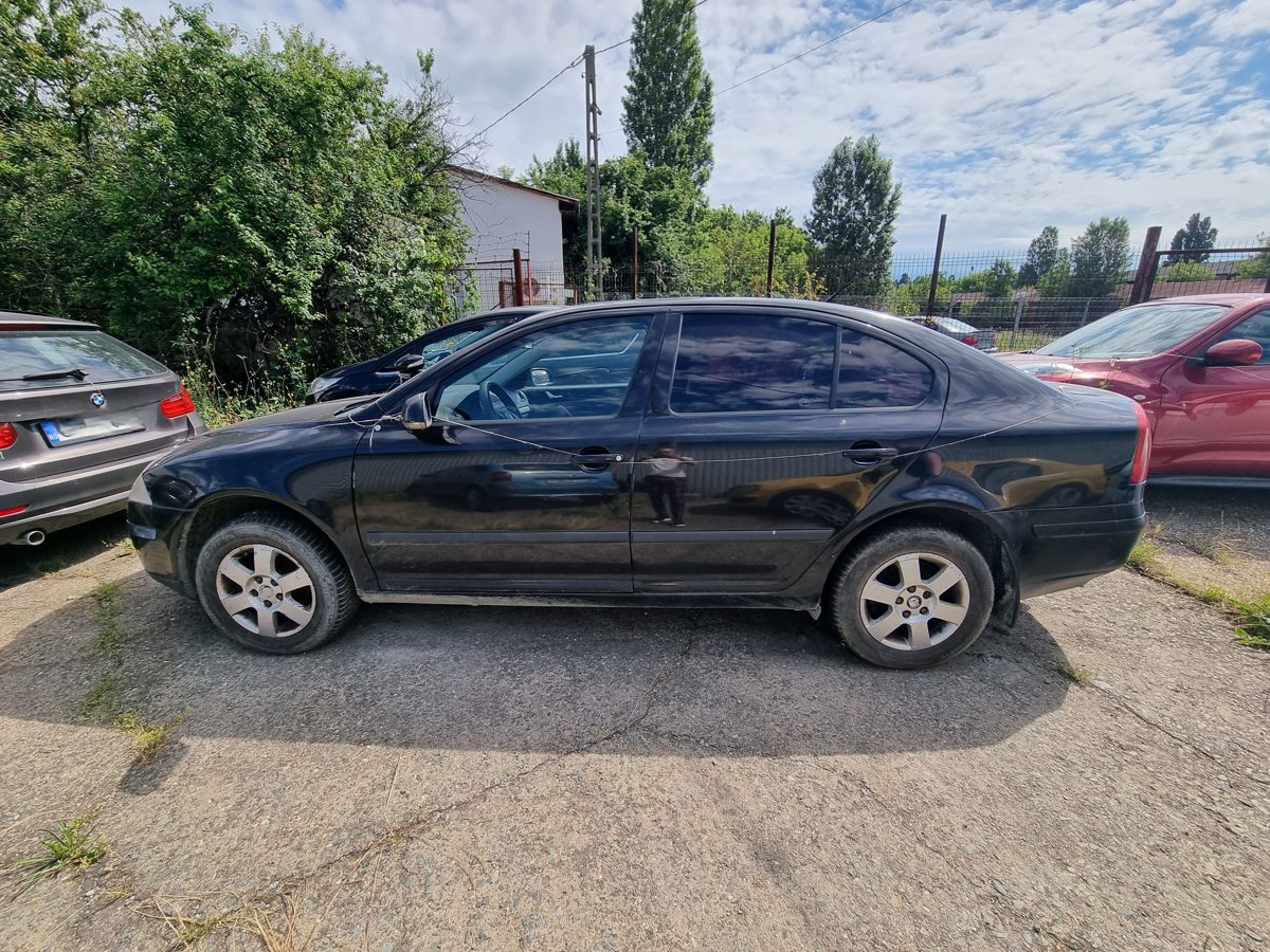 Skoda  Octavia 1