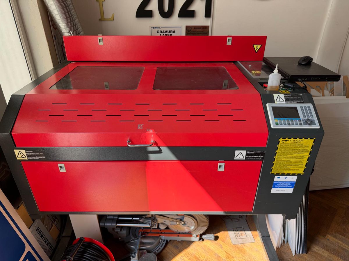CUTTING PLOTTER V60 ROSU SKYCUT NR INV 5 1