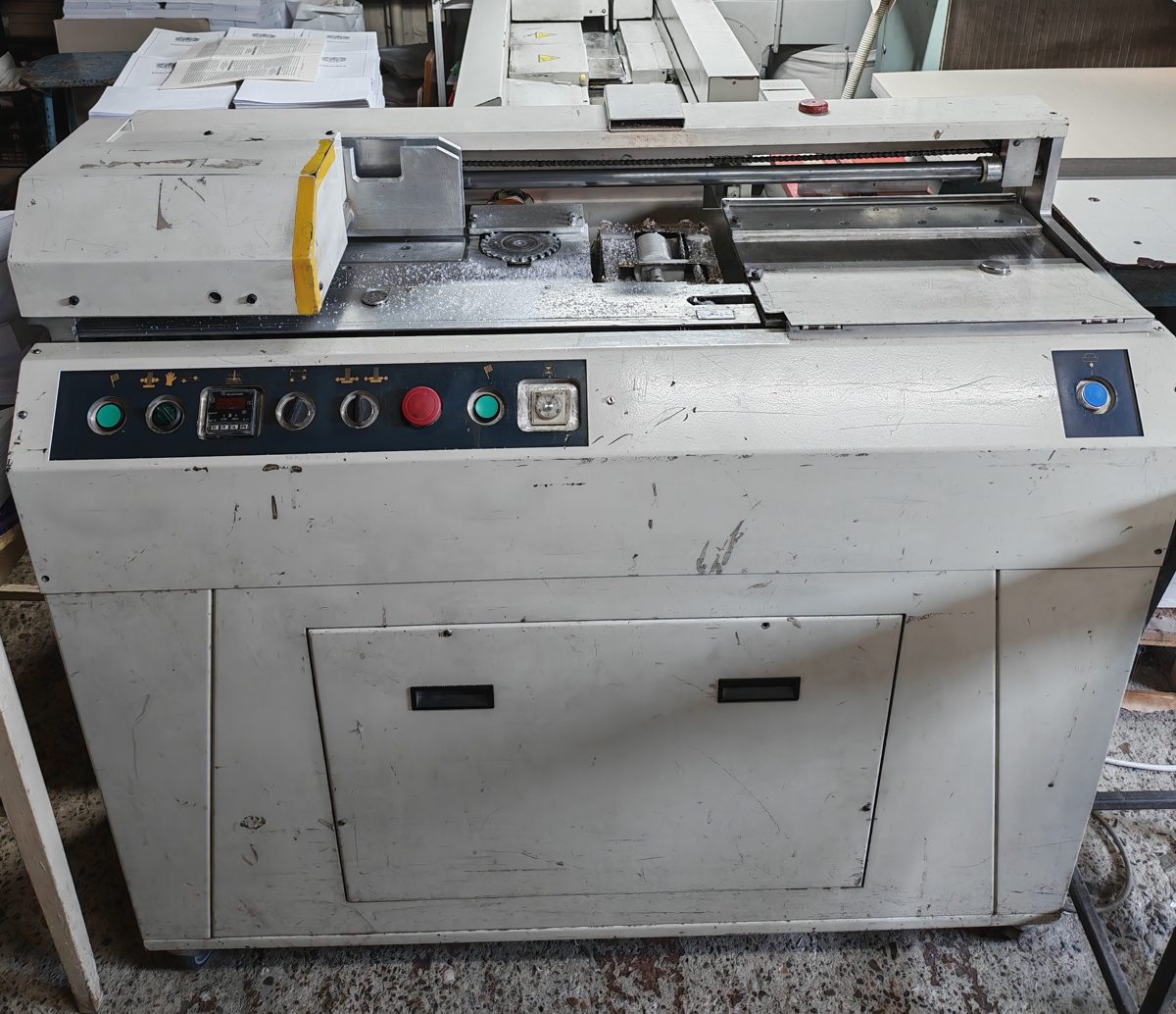 Masina de brosat cu termoclei Eurotecnica 1