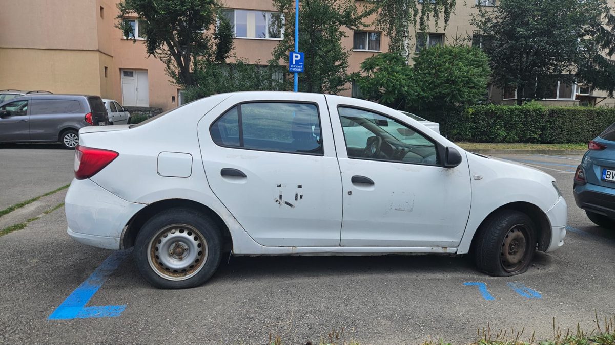Dacia Logan, an 2014 - Brasov 1