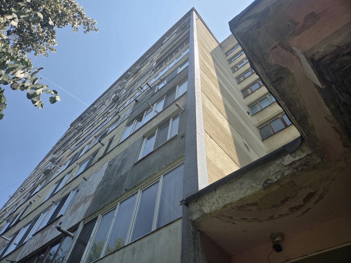 apartament compus din 1 camera si dependinte 1