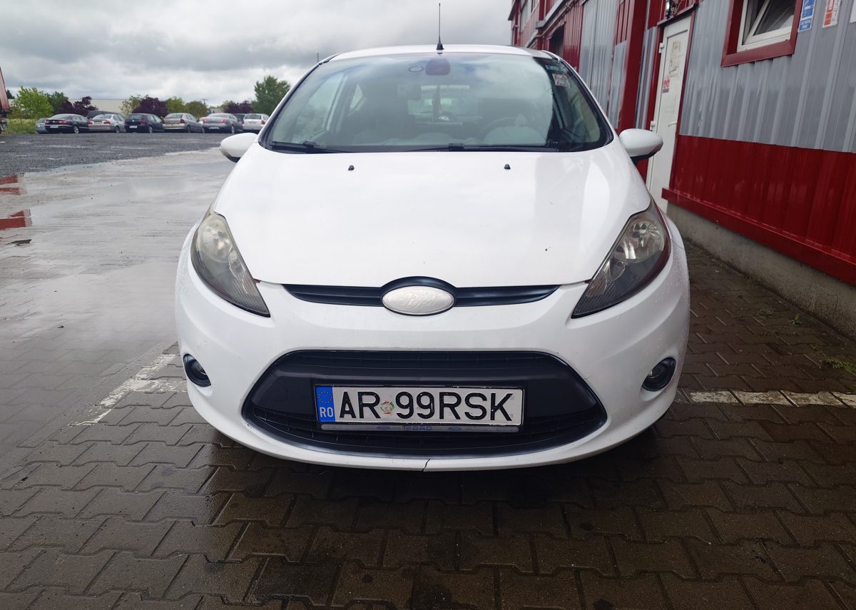 N1 marca Ford model Fiesta JR8 2AEABG 1