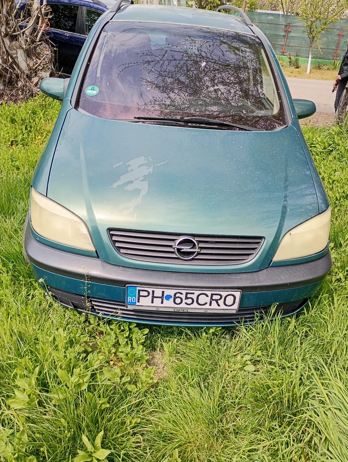 Autoturism marca Opel model Zafira facelift culoare Verde 1