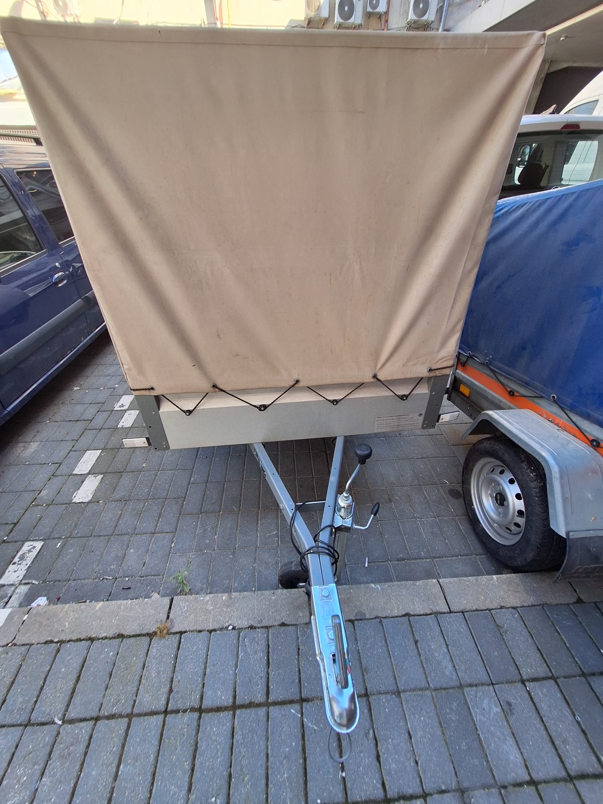AUTOTURISME Autoturism marca REMORCA STEMA STEMA culoare GRI 1