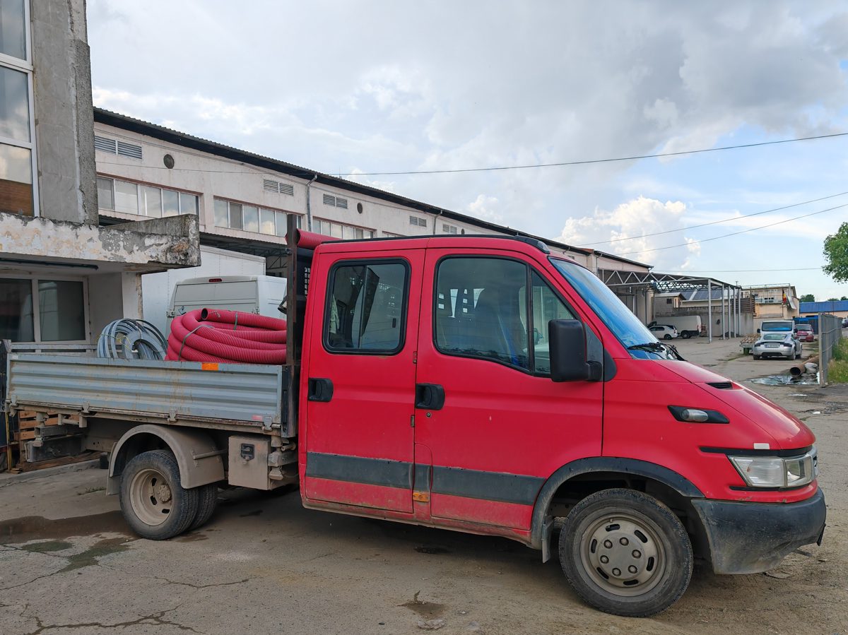 AUTOUTILITARA N1 1