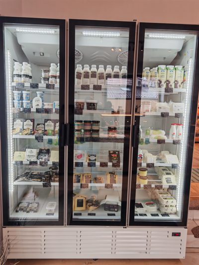 Vitrina frigorifica cu raft