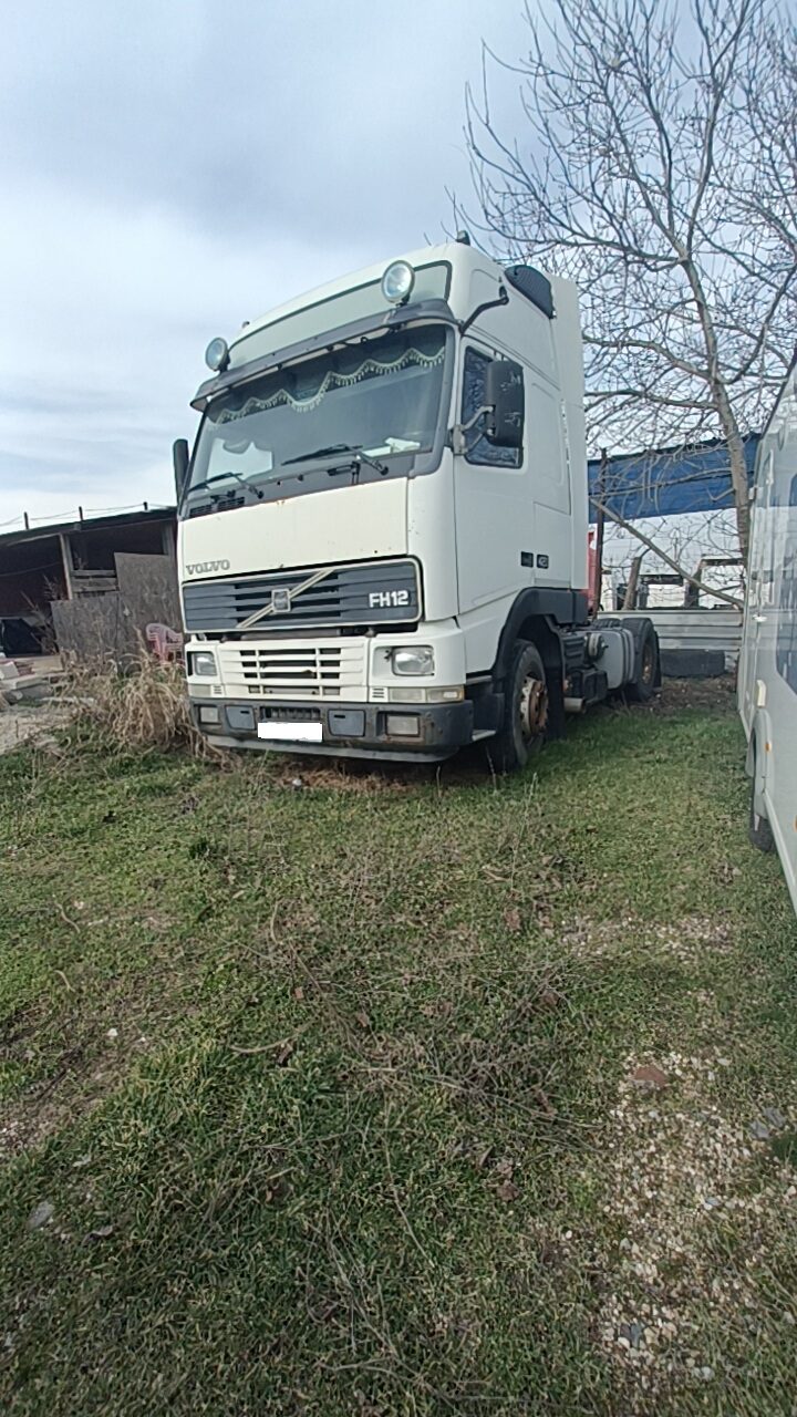 Autoutilitara N3 marca VOLVO model FH 42TB//FH12-420 1
