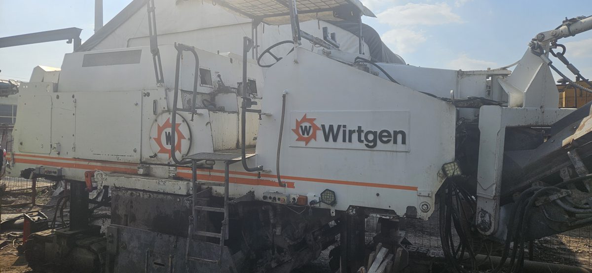 model WIRTGEN 2000DC culoare Alb 1