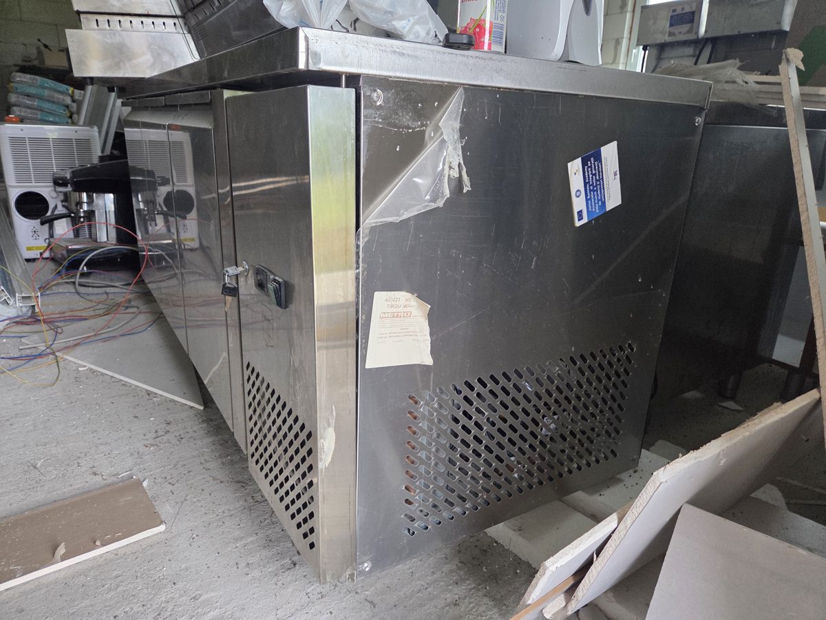 Masa refrigerare GTP718030 3 usi 1