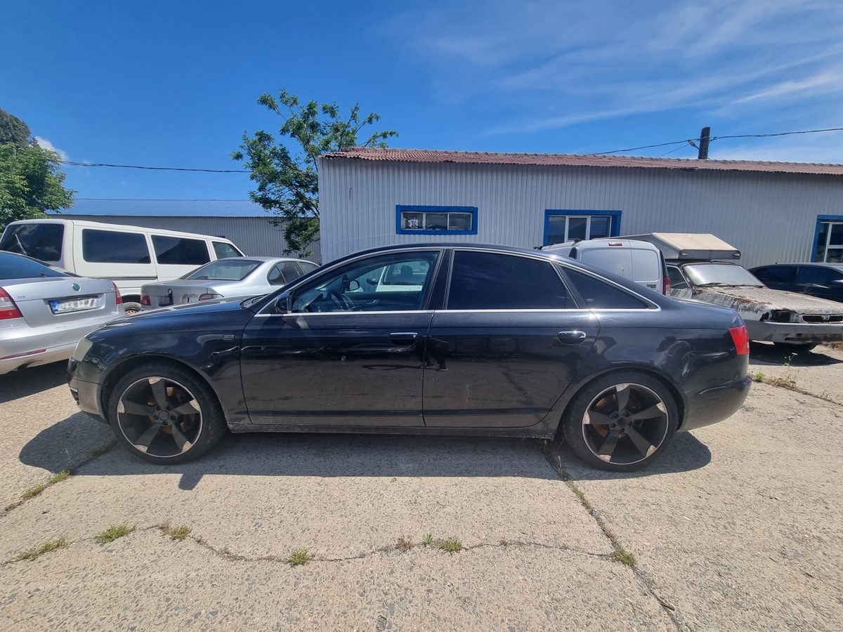 AUDI A6 1