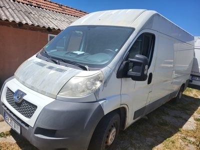 autoutilitara Peugeot marca PEUGEOT model BOXER Y EX CBMFC culoare Alb- Brasov