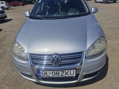 Autoturism marca Volkswagen model Jetta